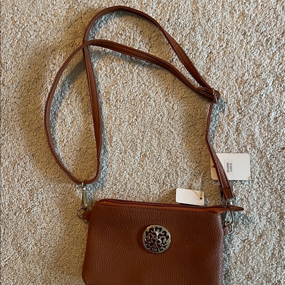 Purses - Picture 4 of 5